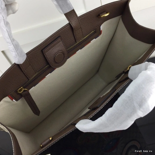 First bag ru Gucci Ophidia Tote 0726